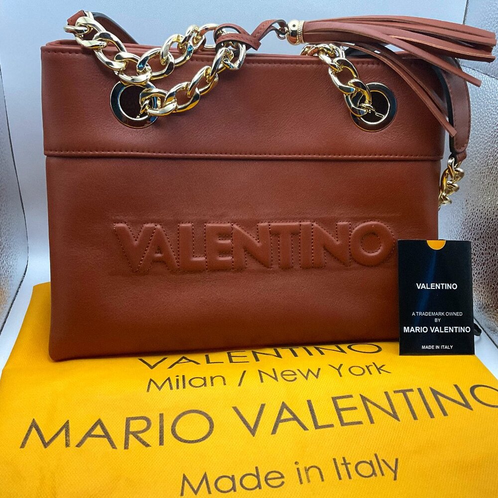 NWT - Valentino Luisa Logo Leather Shoulder Bag - Full inclusion